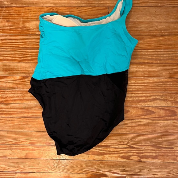 Bathing Suit - Picture 2 of 3